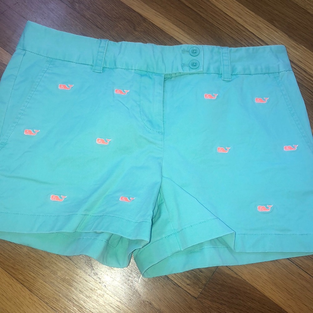 Vineyard vines shorts!